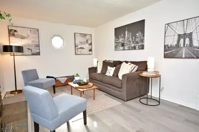 361 Richard Way, North Plainfield, NJ 07062 - Photo 5