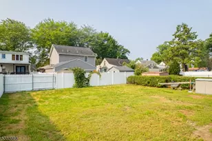 1126 Stone St, Rahway, NJ 07065 - Photo 3