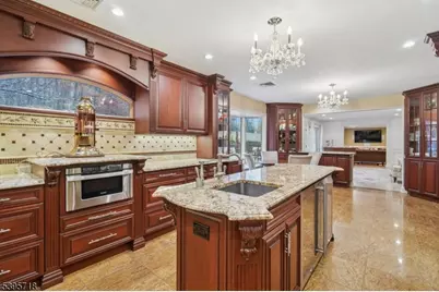 53 Morningside Dr, Livingston, NJ 07039 - Photo 9