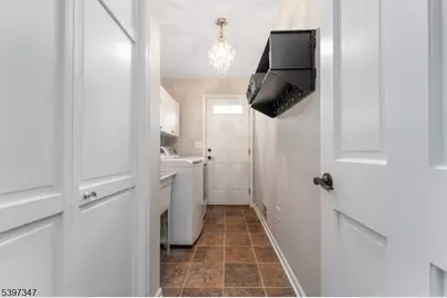 12 Woodside Ln, Raritan Township, NJ 08822 - Photo 7