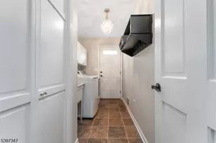 12 Woodside Ln, Raritan Township, NJ 08822 - Photo 7