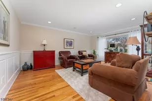 12 Woodside Ln, Raritan Township, NJ 08822 - Photo 9