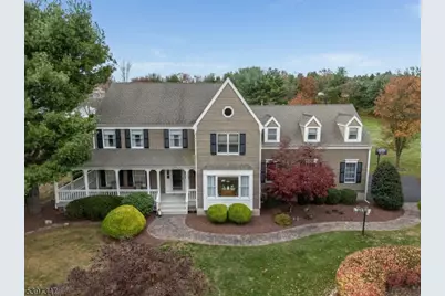 12 Woodside Ln, Raritan Township, NJ 08822 - Photo 1