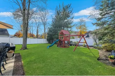 12 Bergen Dr, Cedar Grove, NJ 07009 - Photo 33