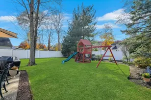 12 Bergen Dr, Cedar Grove, NJ 07009 - Photo 33