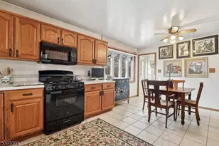 29 Sycamore Ave, Livingston, NJ 07039 - Photo 11