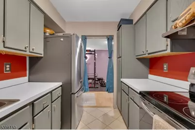 46 Watsessing Ave C3 #C, Belleville Twp., NJ 07109 - Photo 7