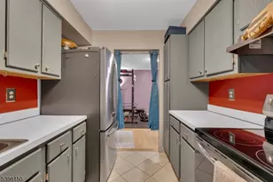 46 Watsessing Ave C3, Belleville Twp., NJ 07109 - Photo 7