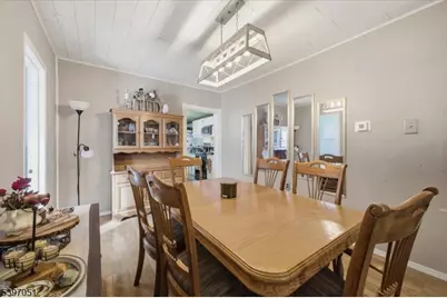 451 Pursel St, Phillipsburg, NJ 08865 - Photo 9