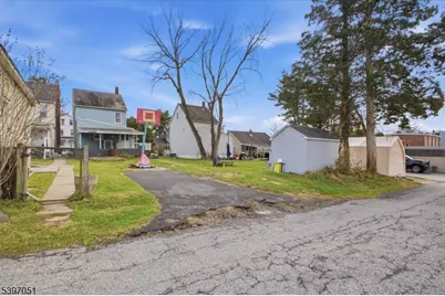 451 Pursel St, Phillipsburg, NJ 08865 - Photo 27