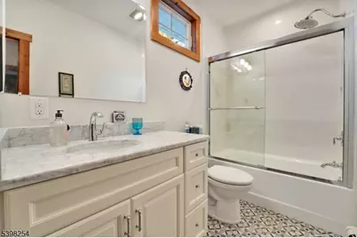 42 Rainbow Trl, Parsippany, NJ 07834 - Photo 9