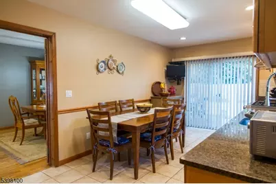 114 Wyoming Ave, Union Township, NJ 07083 - Photo 9