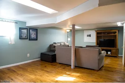 114 Wyoming Ave, Union Township, NJ 07083 - Photo 17