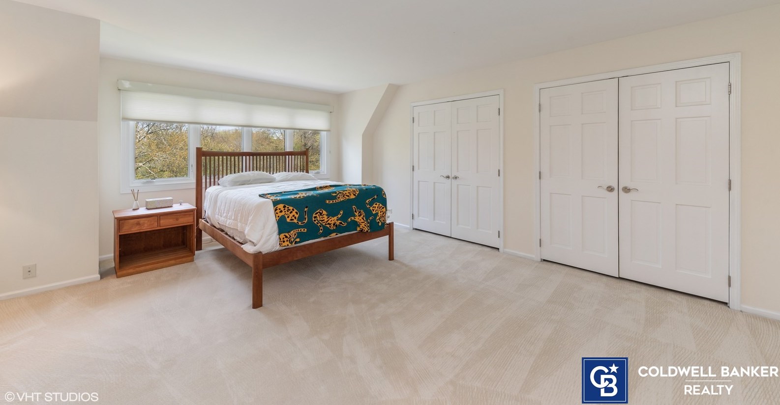 40 Ridge Rd, Hoffman Estates IL  60010-2604 exterior