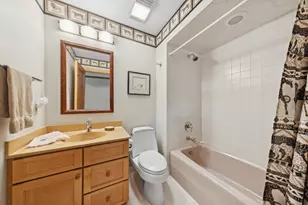 [Address not provided], Oak Brook, IL 60523 - Photo 31