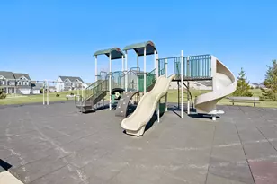 1018 Bristol Ct, Gilberts, IL 60136 - Photo 17