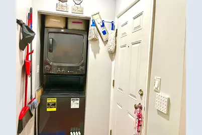 [Address not provided], Chicago, IL 60625 - Photo 11