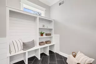 [Address not provided], La Grange, IL 60525 - Photo 21