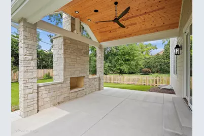 [Address not provided], La Grange, IL 60525 - Photo 3