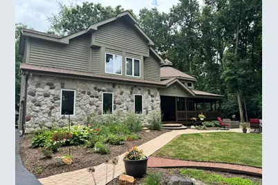 201 Lindsey Avenue, Grayslake, IL 60030 - Photo 1