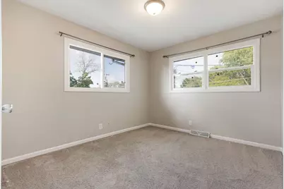1325 Douglas Avenue, Montgomery, IL 60538 - Photo 17