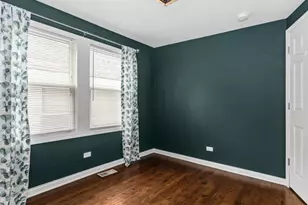 [Address not provided], Evanston, IL 60201 - Photo 11