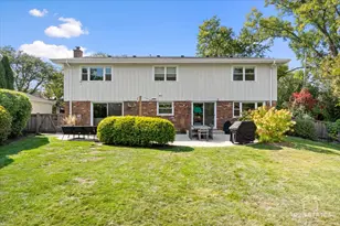 1285 Warwick Ct, Deerfield, IL 60015 - Photo 19