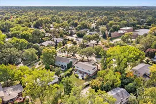 1285 Warwick Ct, Deerfield, IL 60015 - Photo 13