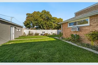 [Address not provided], Chicago, IL 60656 - Photo 27