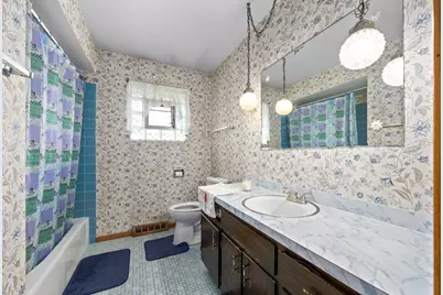 [Address not provided], Palos Hills, IL 60465 - Photo 13