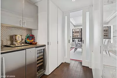 180 E Pearson Street #4801, Chicago, IL 60611 - Photo 11