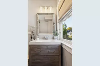 746 N Pine Avenue, Arlington Heights, IL 60004 - Photo 9