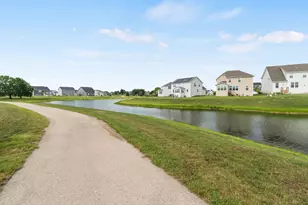 531 Alpine Dr, Algonquin, IL 60102 - Photo 27