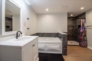 1005 Joel Ln, Genoa, IL 60135 - Photo 19