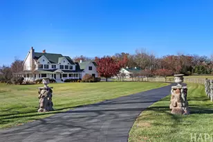 38 Spring Ln, Barrington Hills, IL 60010 - Photo 9