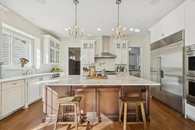 [Address not provided], Burr Ridge, IL 60527 - Photo 9