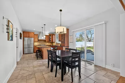 122 N 11th Avenue, Saint Charles, IL 60174 - Photo 13