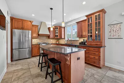 122 N 11th Avenue, Saint Charles, IL 60174 - Photo 15