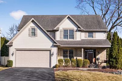 122 N 11th Avenue, Saint Charles, IL 60174 - Photo 1