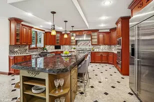 3832 W Chase Ave, Lincolnwood, IL 60712 - Photo 7