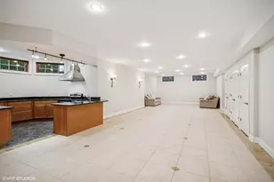 3832 W Chase Ave, Lincolnwood, IL 60712 - Photo 33