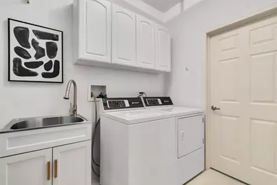 950 Augusta Way #204, Highland Park, IL 60035 - Photo 11