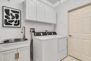 950 Augusta Way, Highland Park, IL 60035 - Photo 11