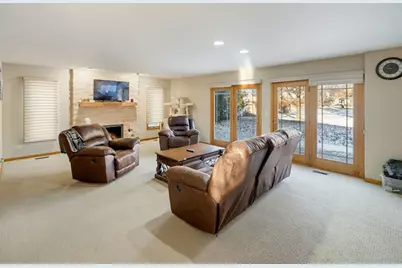 201 Amber Court, West Chicago, IL 60185 - Photo 5