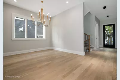 1917 Washington Avenue, Wilmette, IL 60091 - Photo 9