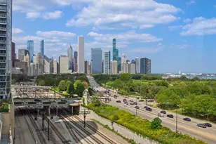 233 E 13th St, Chicago, IL 60605 - Photo 25