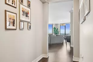 233 E 13th St, Chicago, IL 60605 - Photo 3