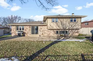 8035 Anne Dr, Orland Park, IL 60462 - Photo 25