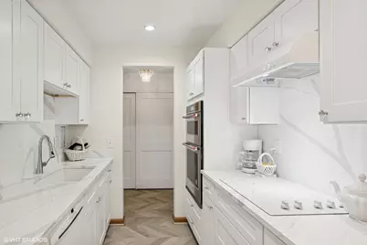 1215 N Waterman Avenue #3L, Arlington Heights, IL 60004 - Photo 3