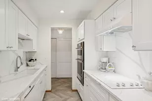 1215 N Waterman Ave, Arlington Heights, IL 60004 - Photo 3